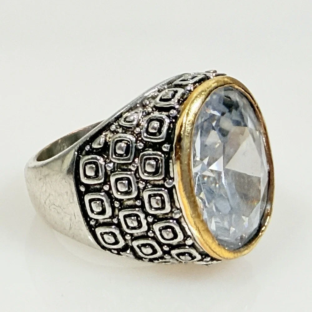 Vintage CZ Statement Ring Two Tone Silver tone & Gold Plated Size 6.5